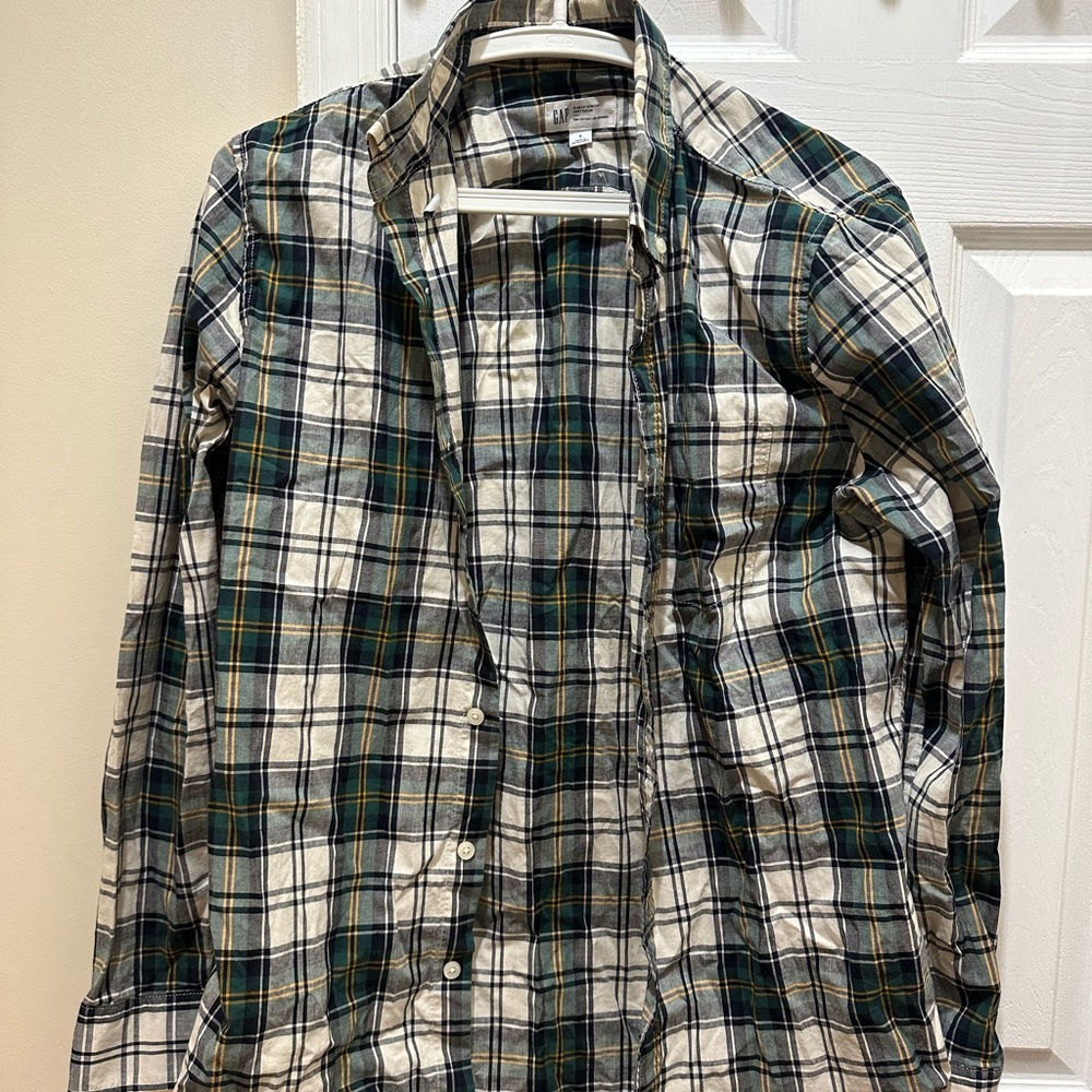 GAP Green Plaid Casual Button Down Shirt
